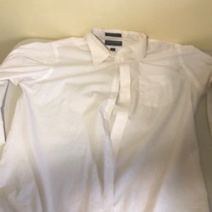 White Men’s long sleeve dress shirt